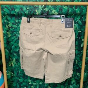 Mens khaki cargo shorts